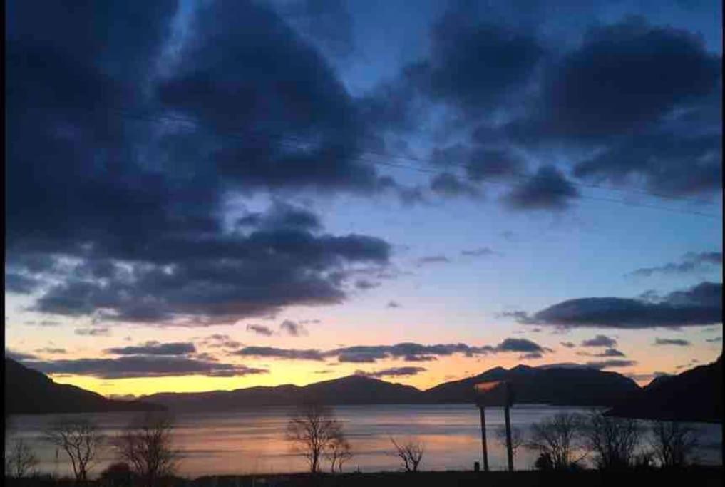 The Fox'S Den, Luxury Cosy Mini Lodge, Highlands North Ballachulish Bagian luar foto